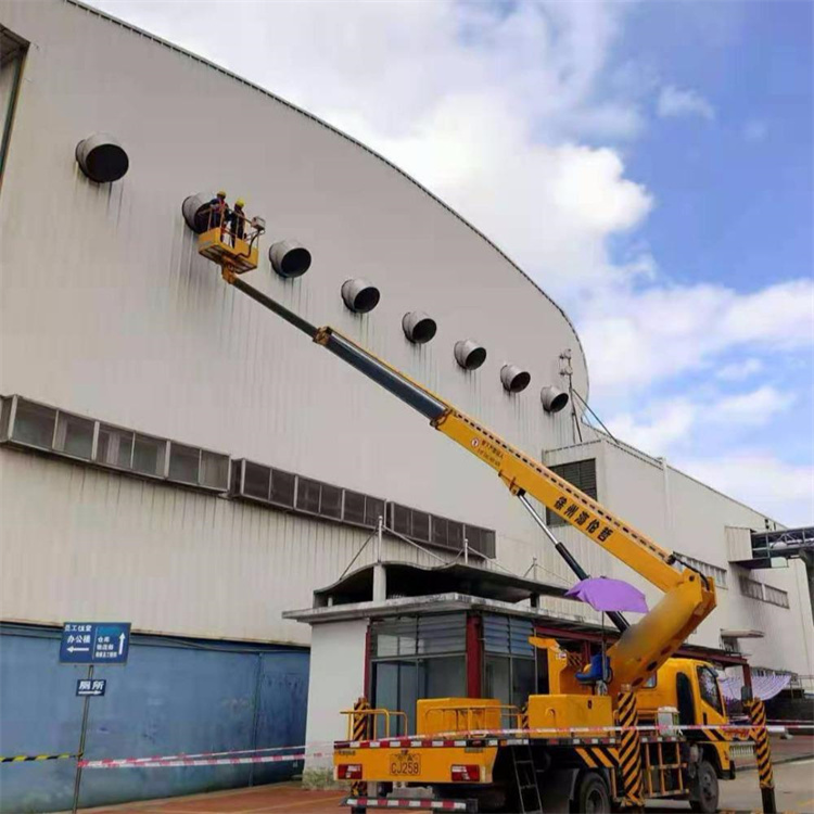 凯里高空作业车出租服务：专业广告牌安装解决方案