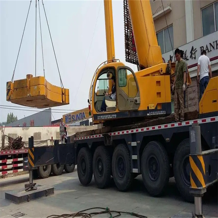 凯里当地吊车出租|机器吊装|75吨|工厂搬迁服务